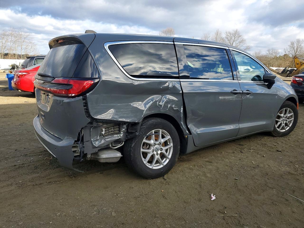 2023 Chrysler Pacifica Touring L - Фото 3