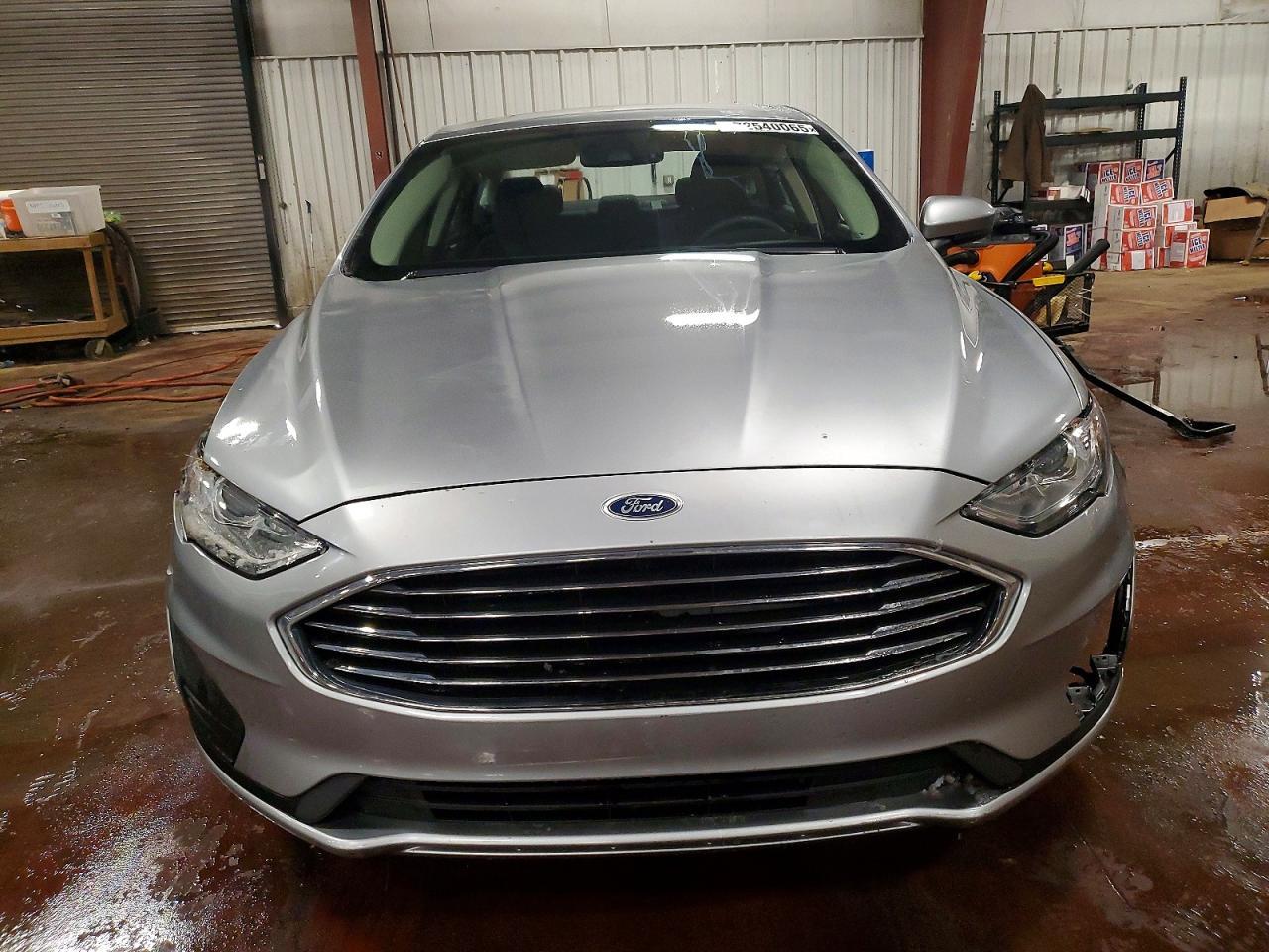 2020 Ford Fusion Se - Image 5