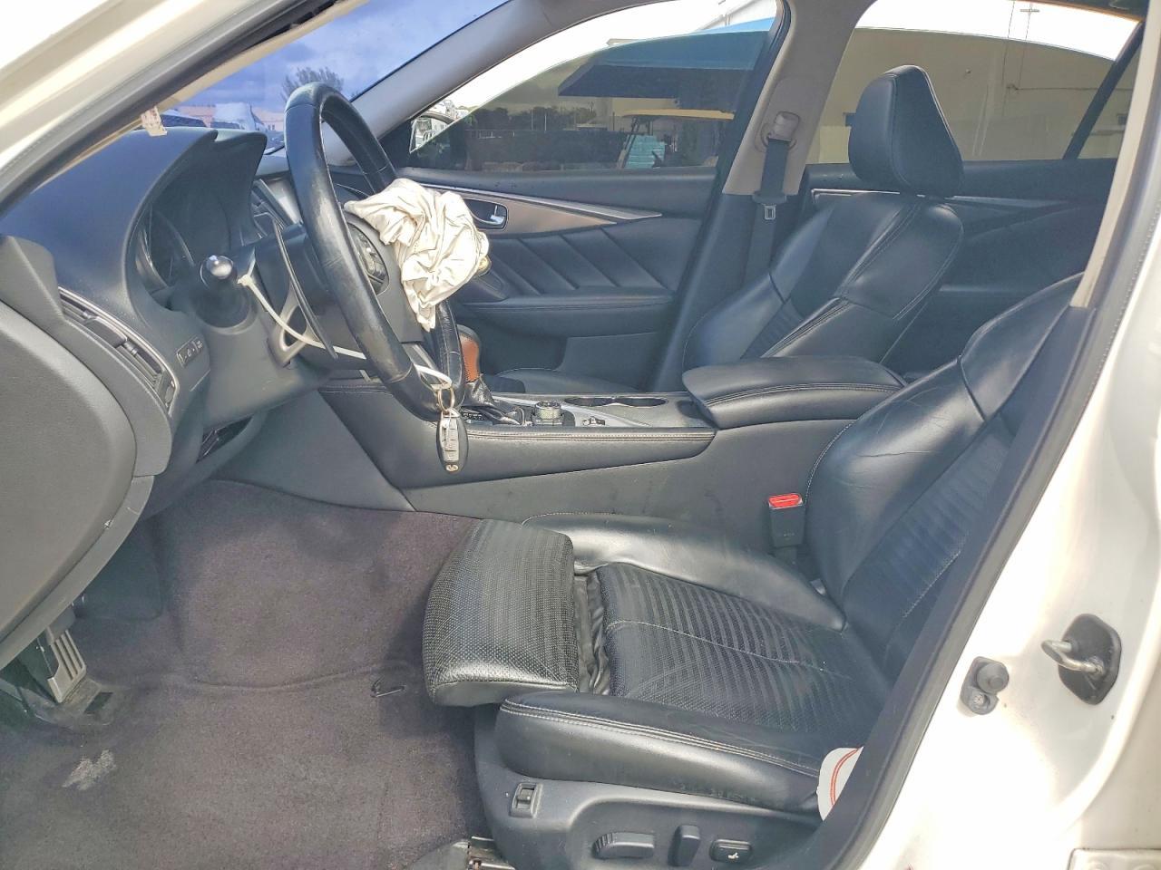 2015 Infiniti Q50 Base - Фото 7