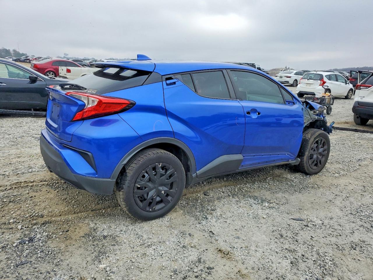 2020 Toyota C-Hr Xle - Image 3