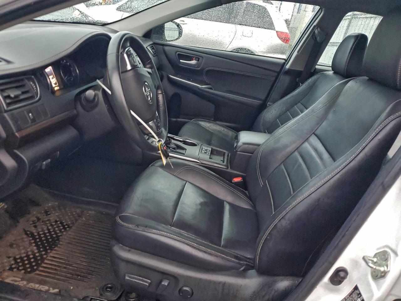 2017 Toyota Camry Le - Image 7