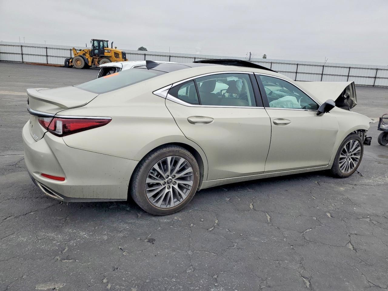 2021 Lexus Es 350 Base - Image 3