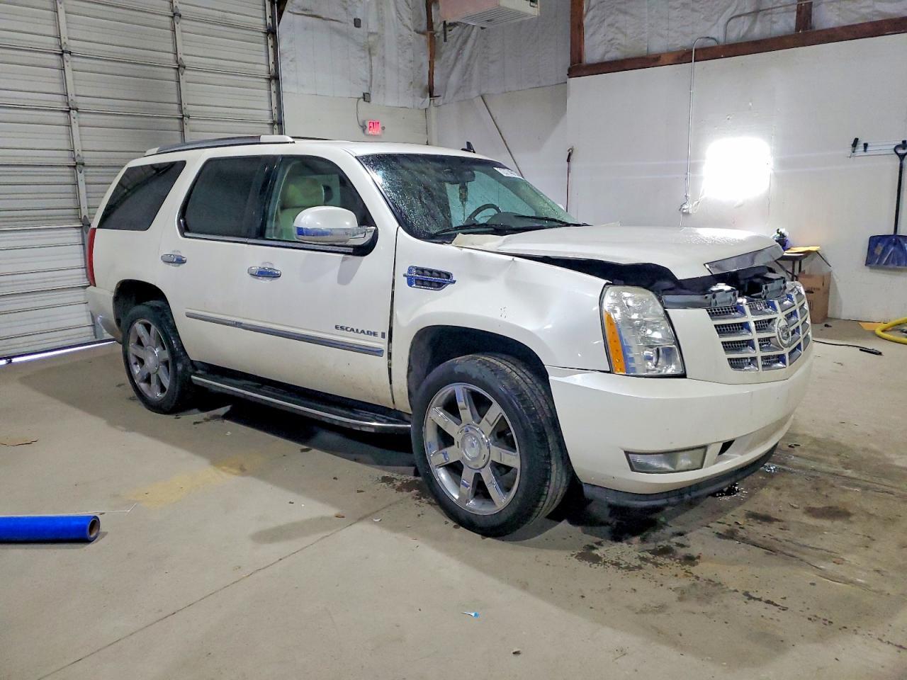 2008 Cadillac Escalade Luxury - Фото 4
