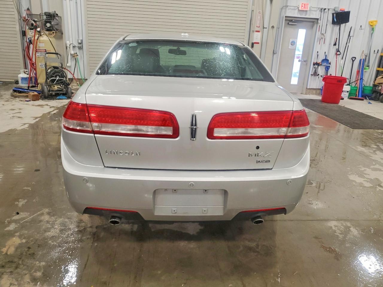 2011 Lincoln Mkz - Фото 6