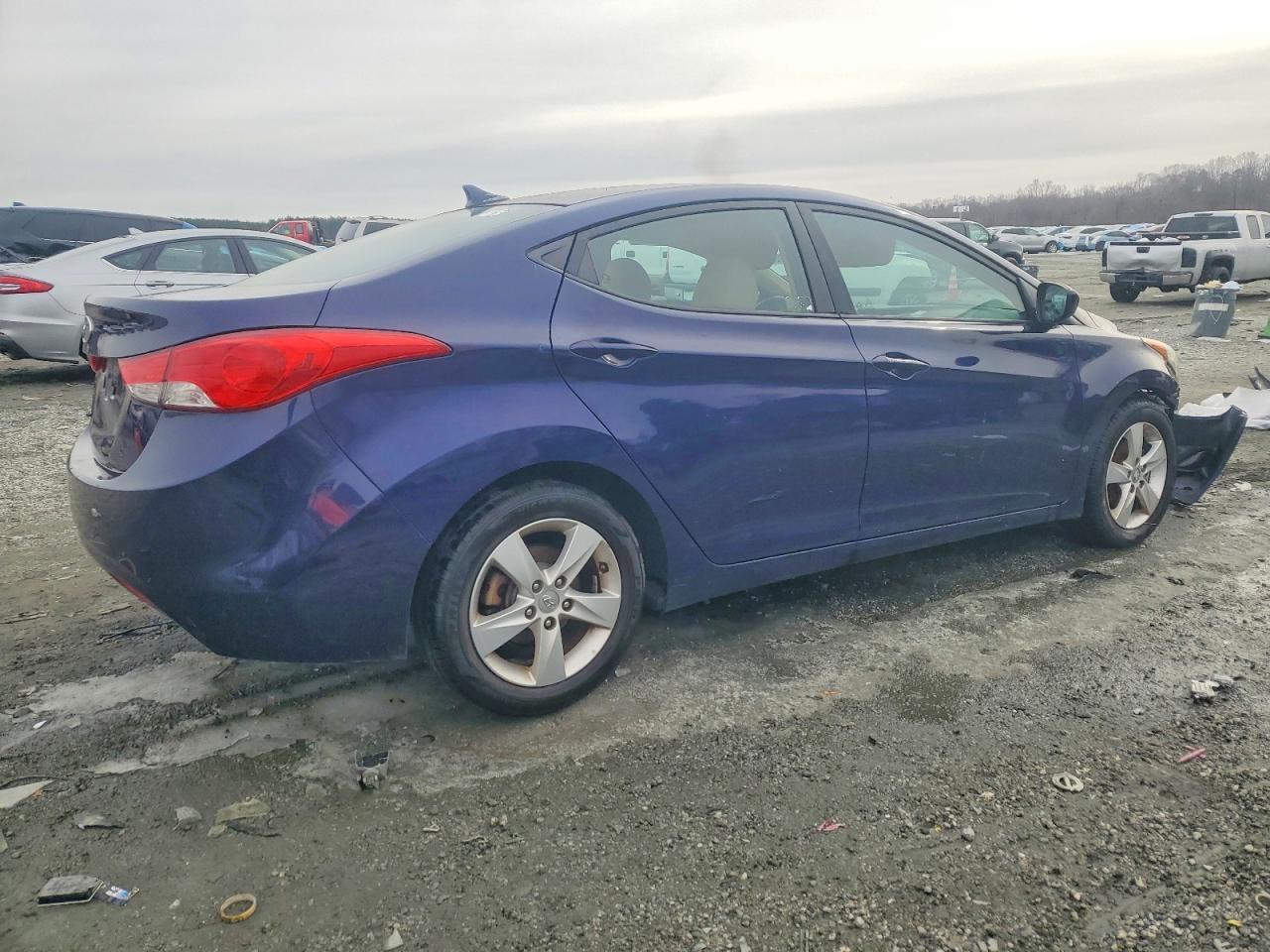 2013 Hyundai Elantra Gls - Image 3