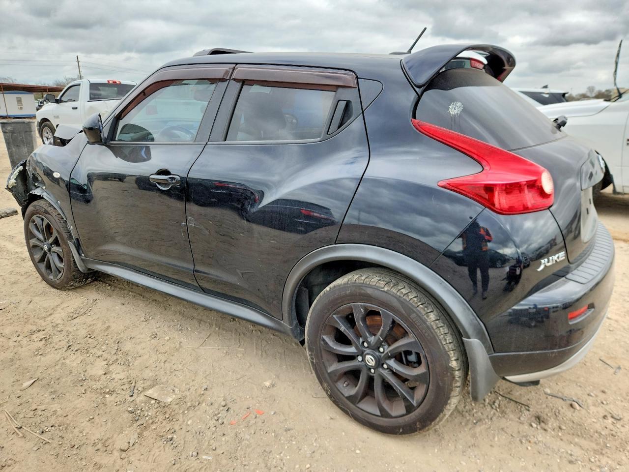 2013 Nissan Juke S - Фото 2