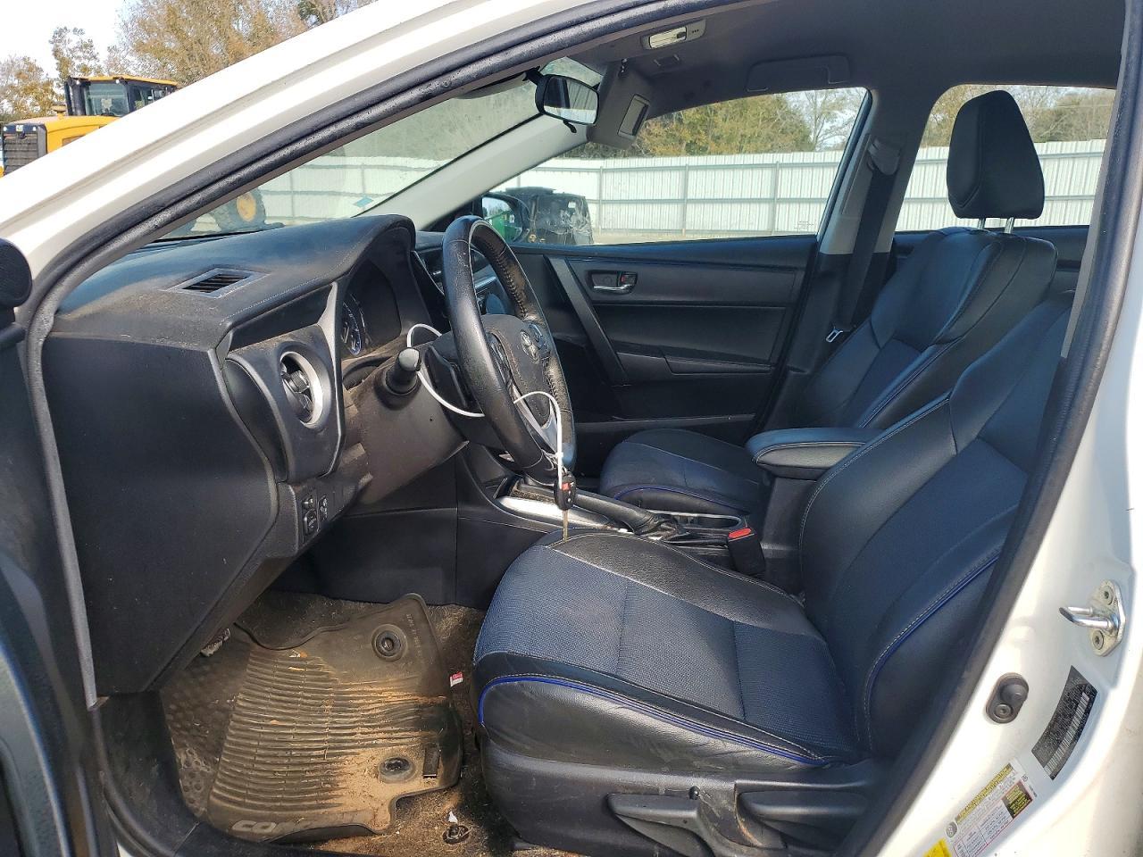 2019 Toyota Corolla L - Фото 7