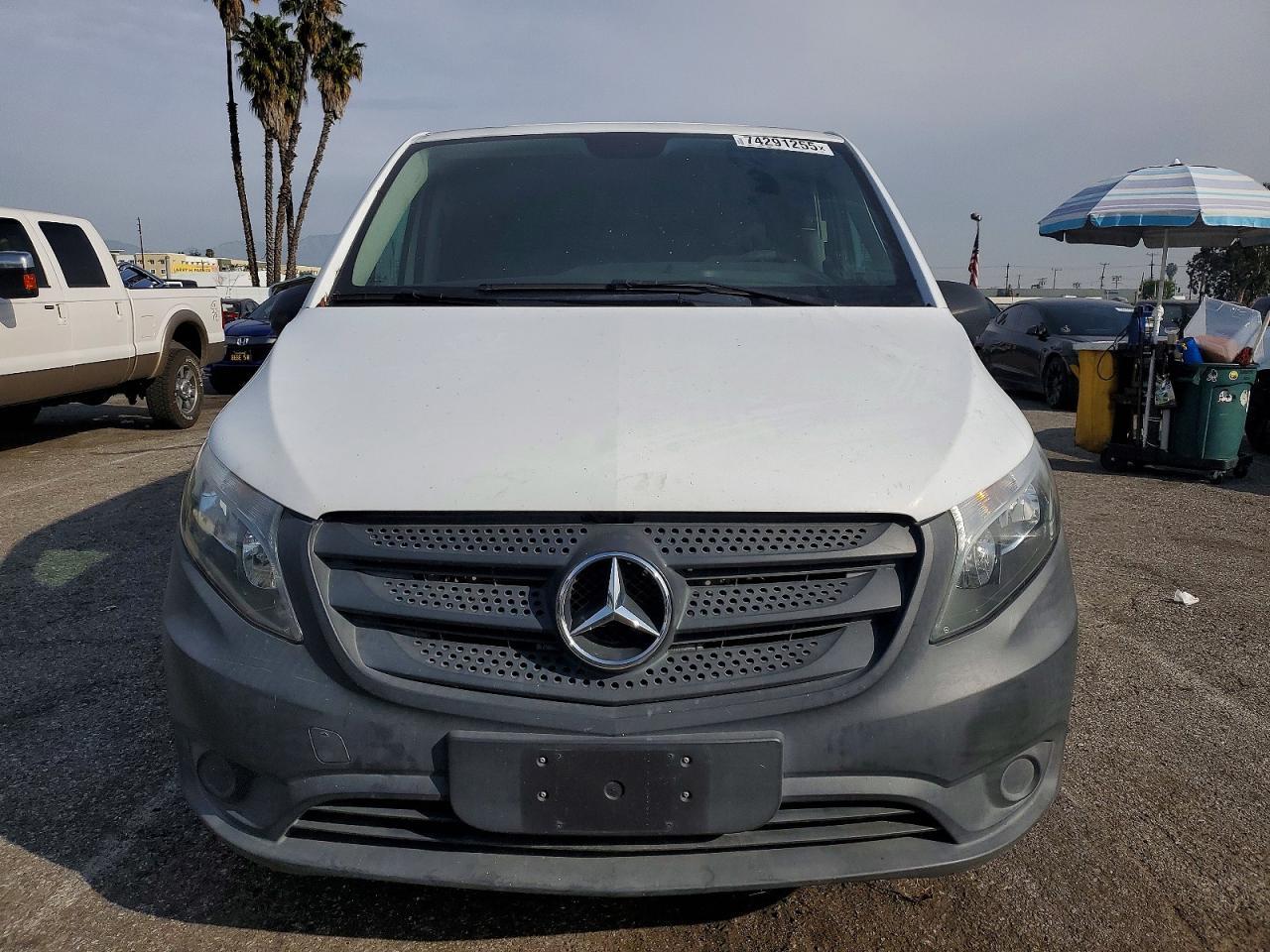 2016 Mercedes Benz Metris Delivery Van - Image 5