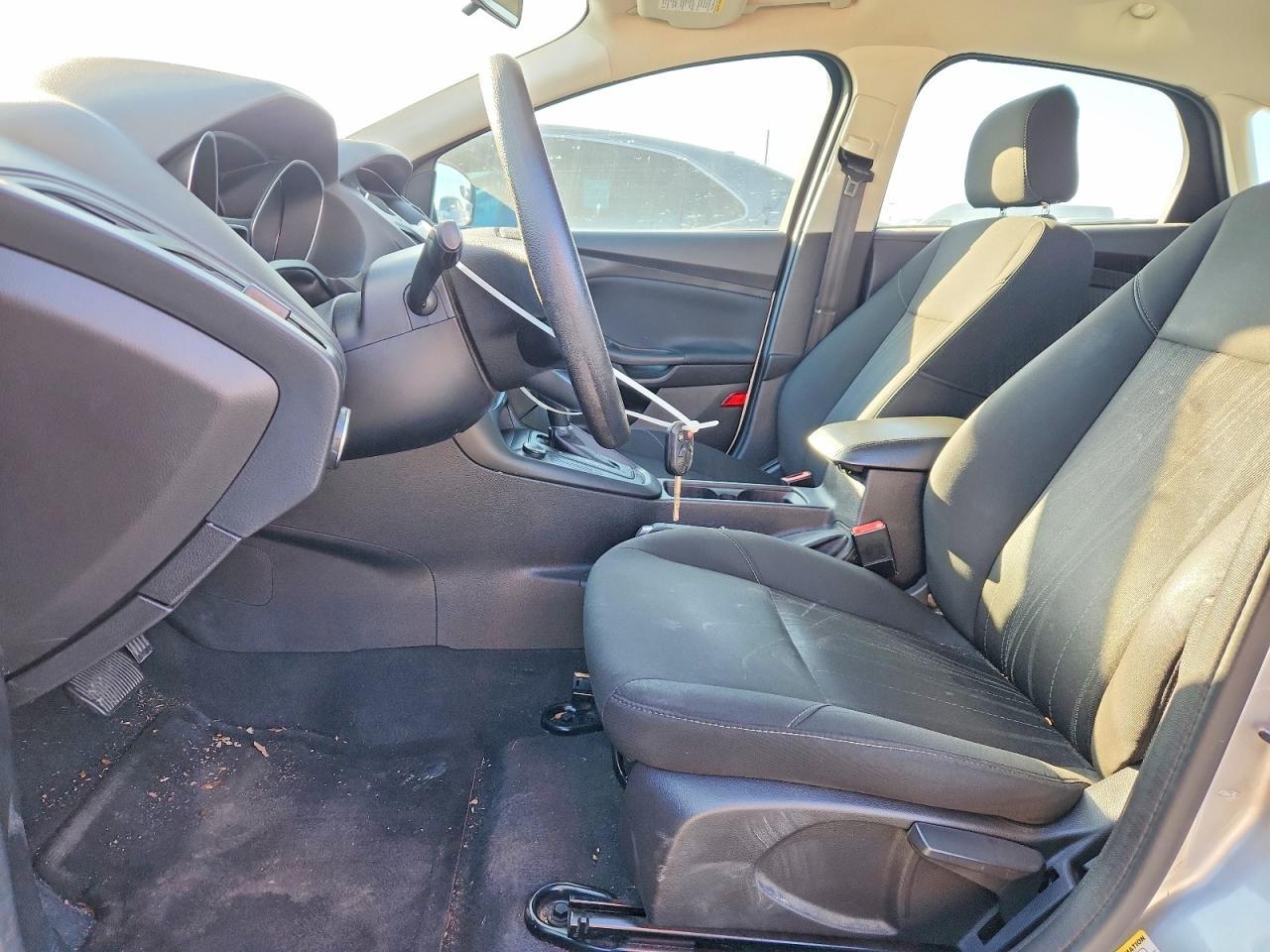 2017 Ford Focus Se - Image 7