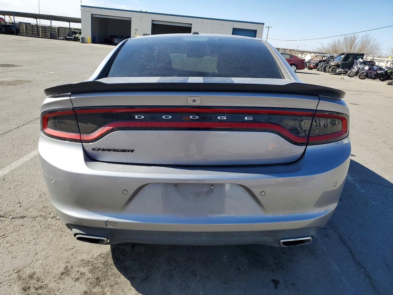 2018 Dodge Charger Sxt - Image 6