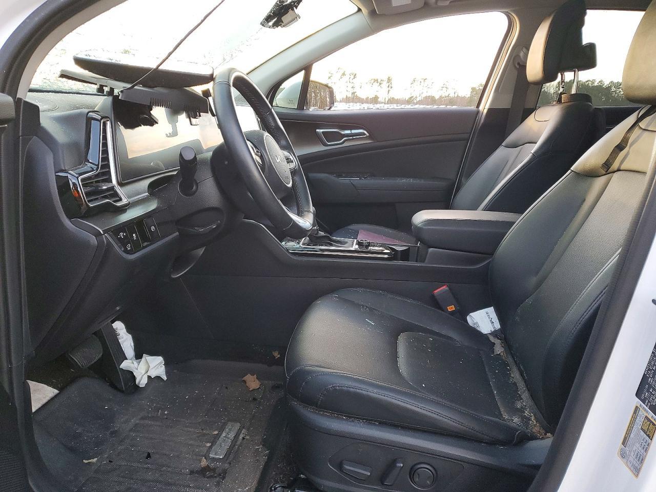 2025 Kia Sportage Ex - Image 7