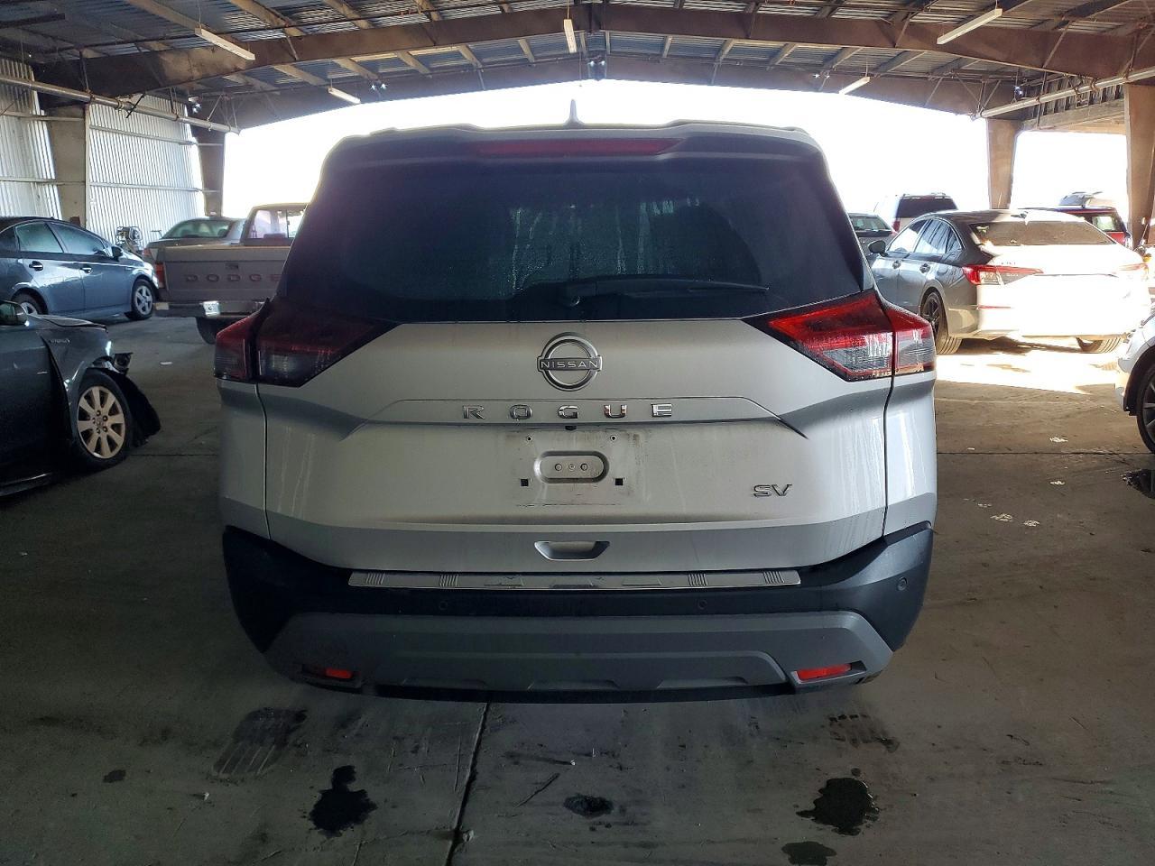 2023 Nissan Rogue Sv - Фото 6