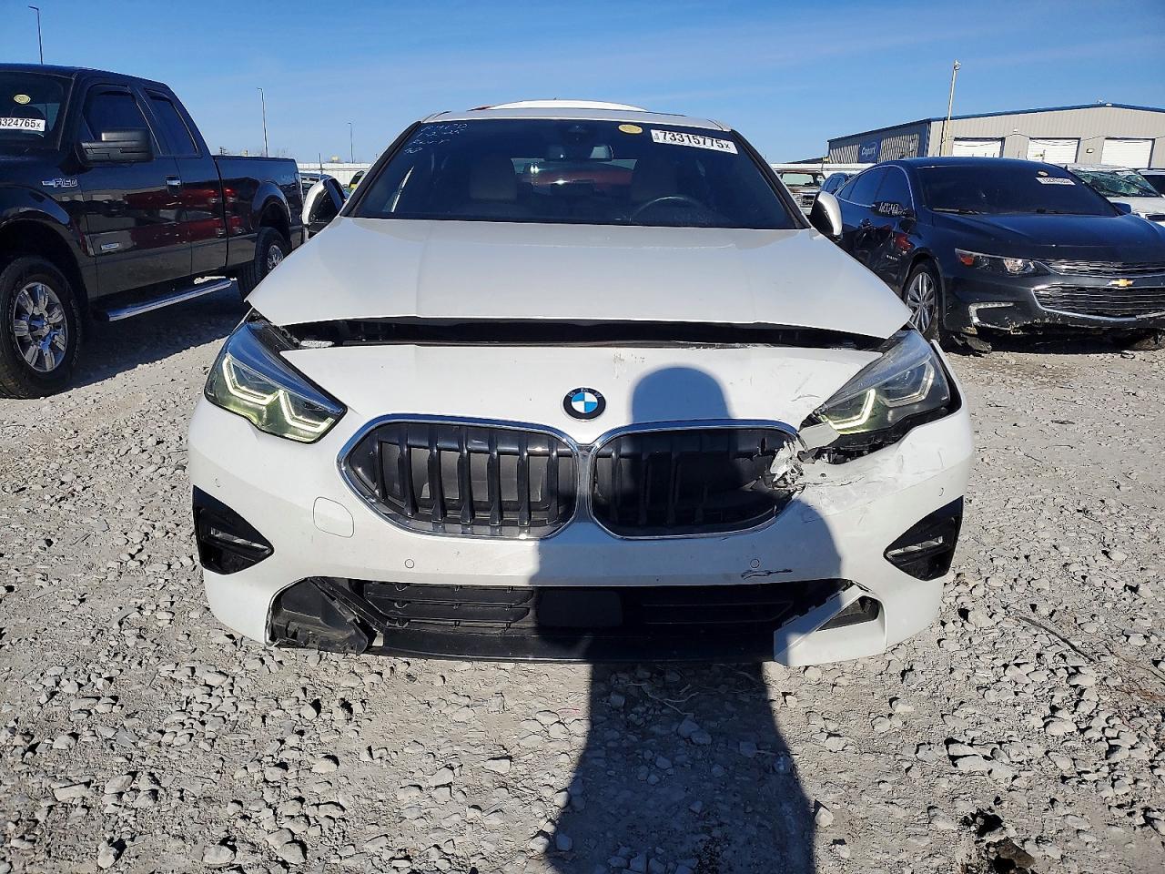 2021 BMW 228Xi - Фото 5