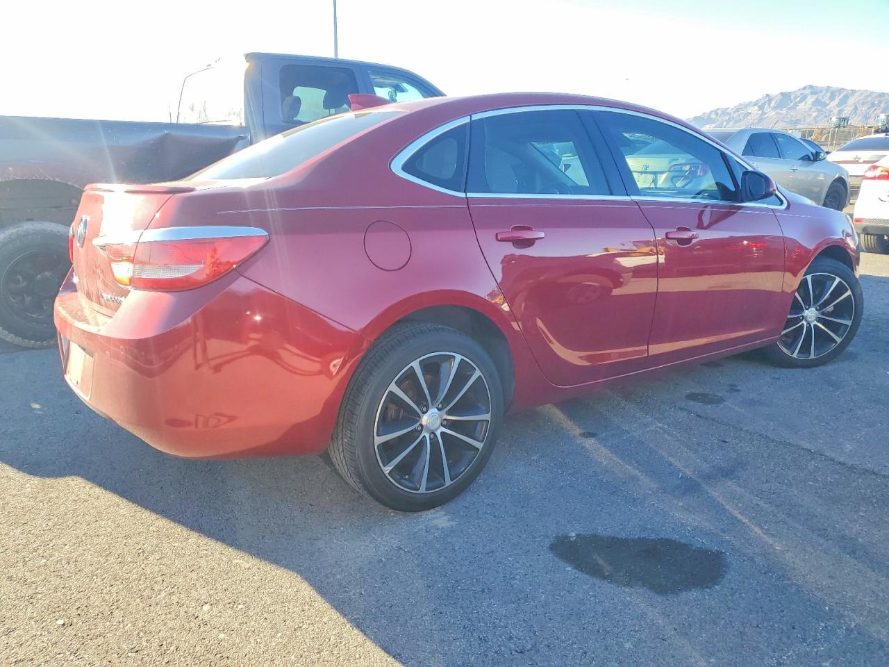 2016 Buick Verano Sport Touring - Image 3