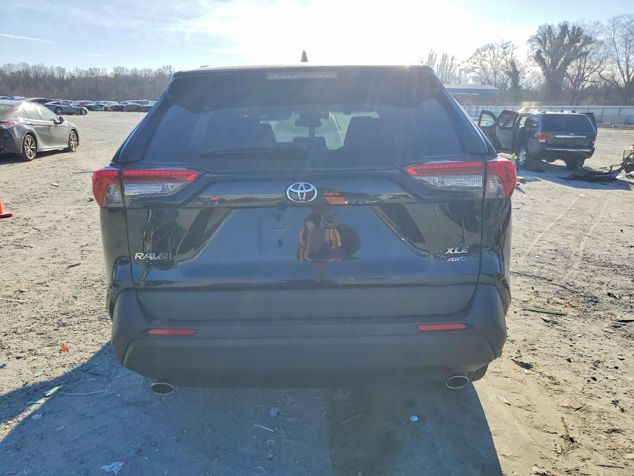 2024 Toyota Rav4 Xle Premium - Фото 6