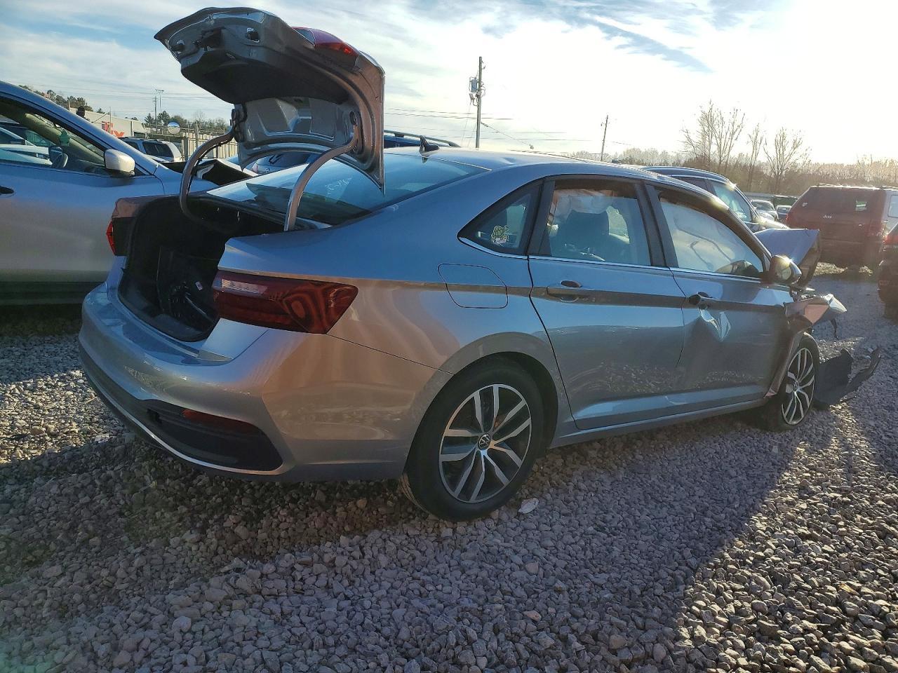2025 Volkswagen Jetta Se - Фото 3