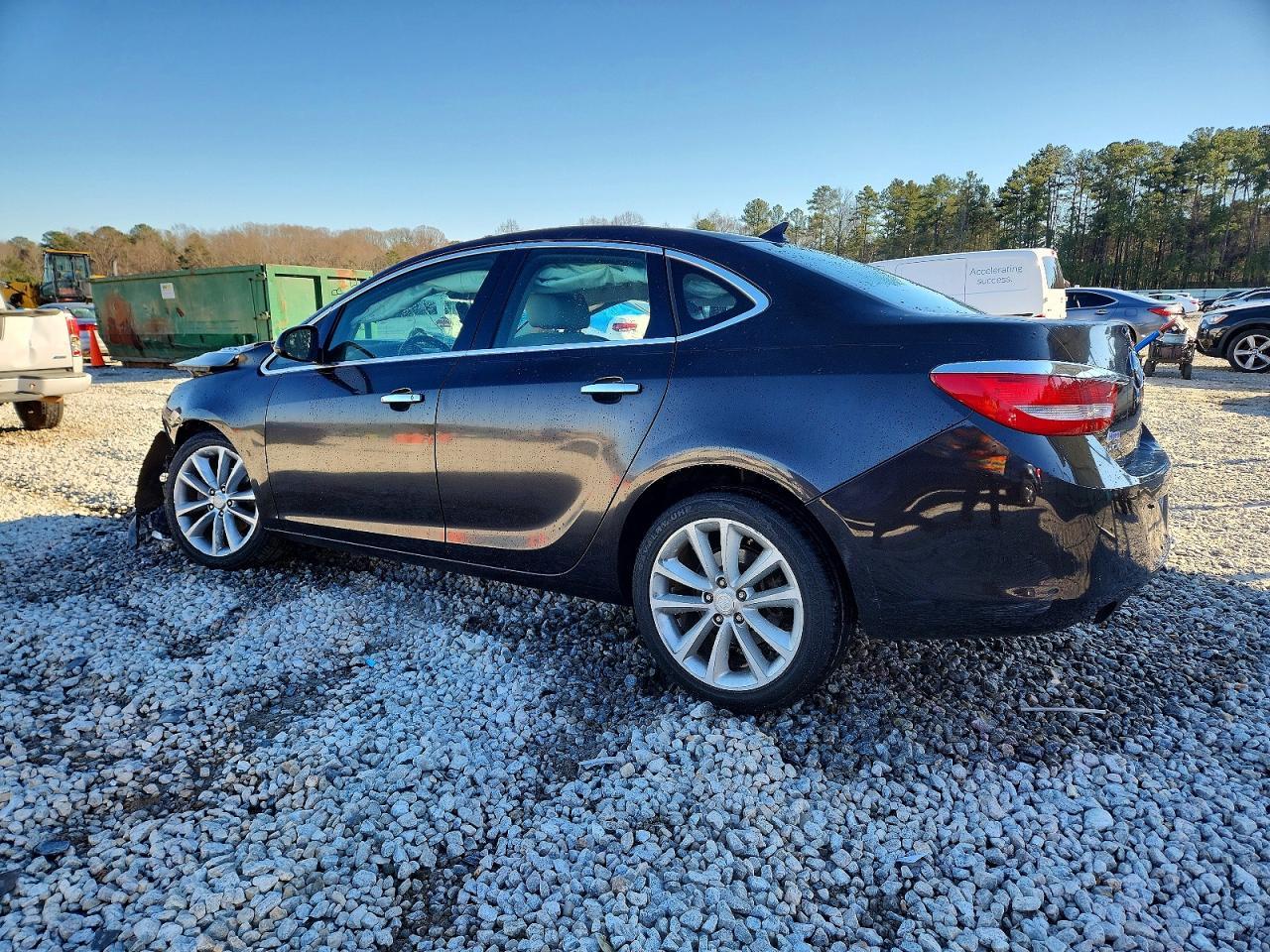 2013 Buick Verano - Фото 2