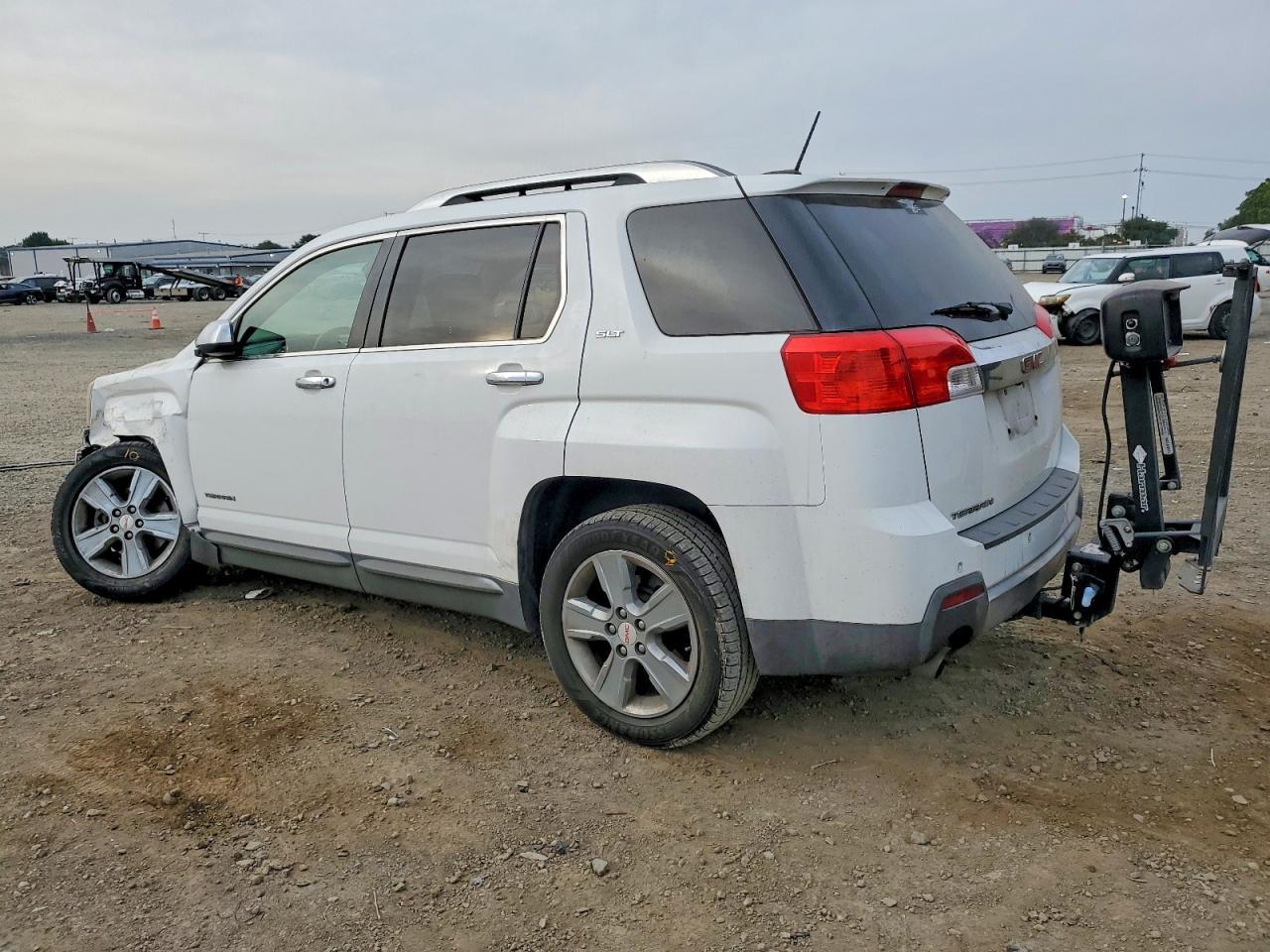 2015 GMC Terrain Slt - Фото 2