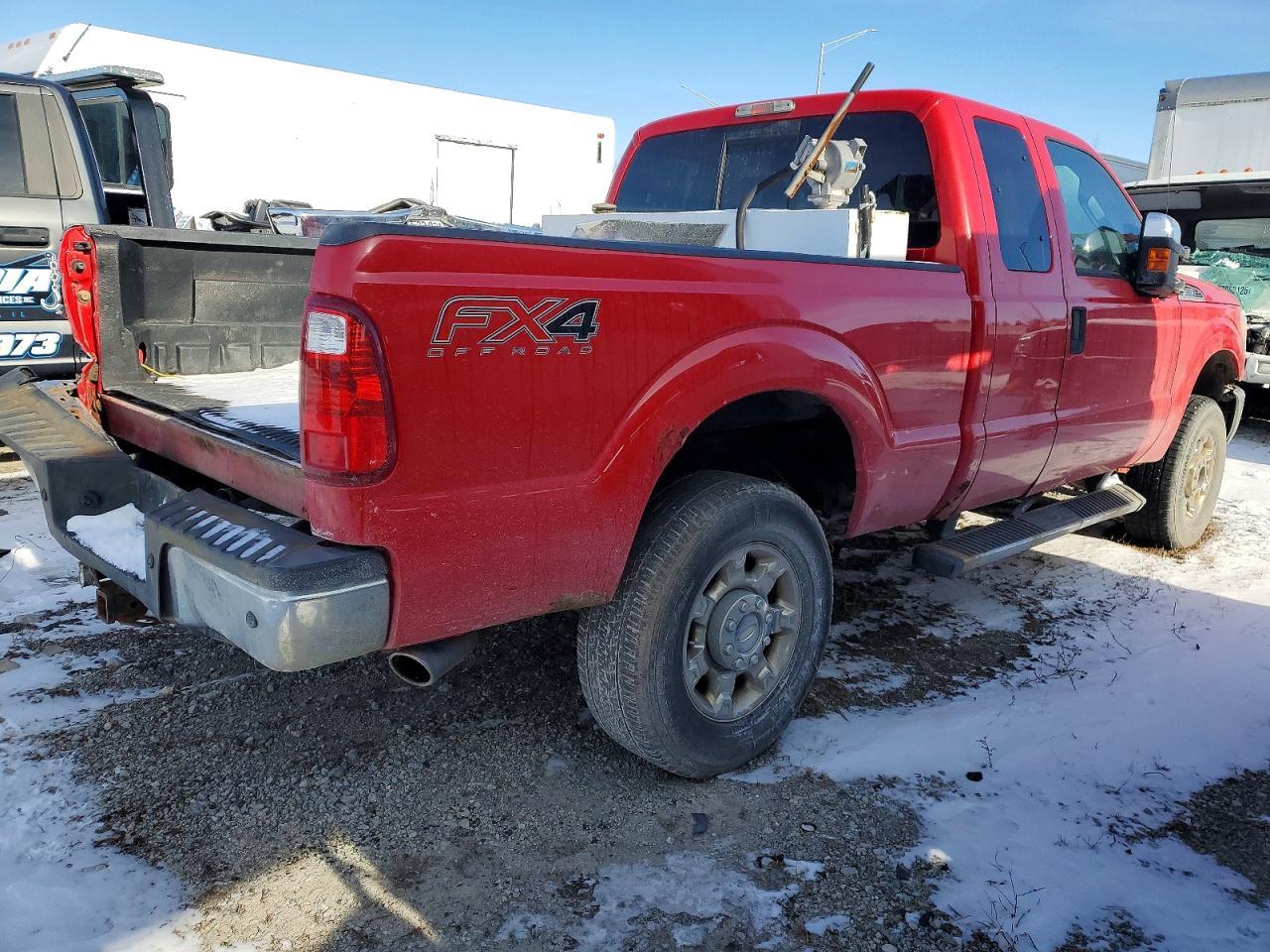 2013 Ford F350 Super Duty - Фото 3