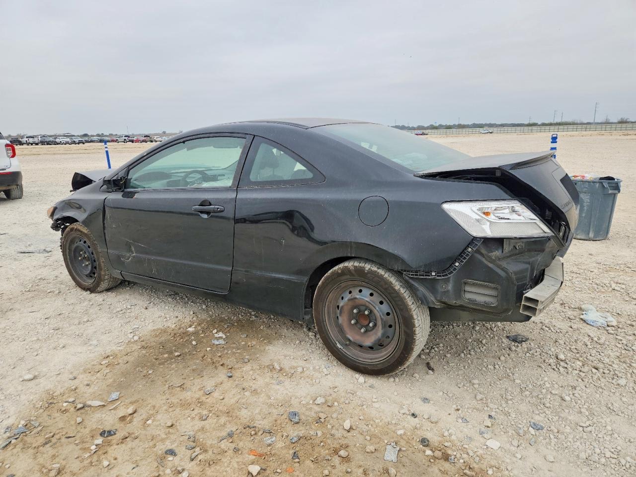 2010 Hond Civic Lx - Image 2