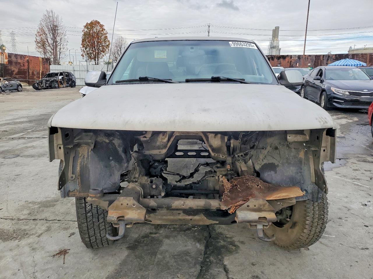 2002 Chevrolet Silverado K1500 - Image 5