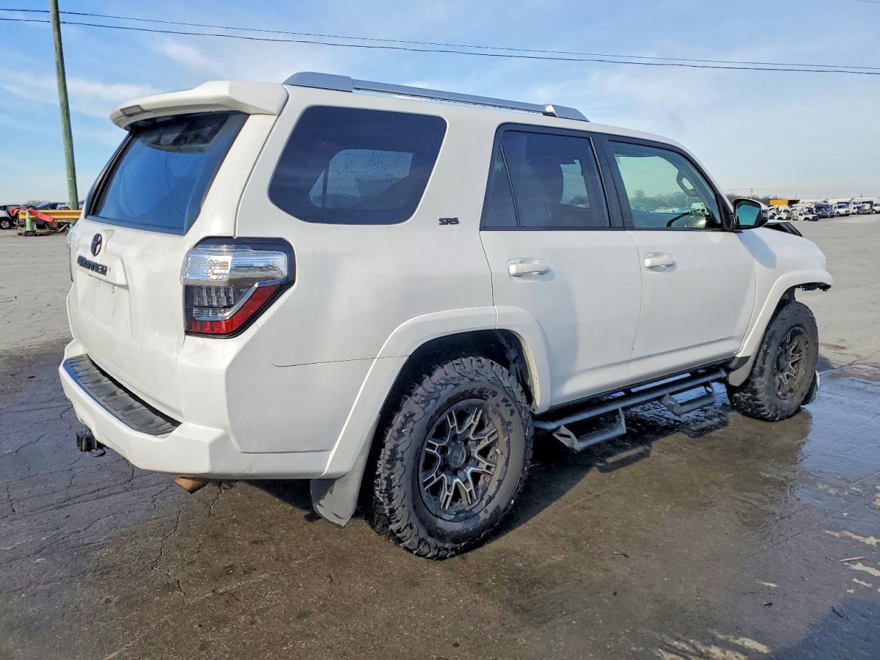 2017 Toyota 4Runner Sr5 Premium - Фото 3