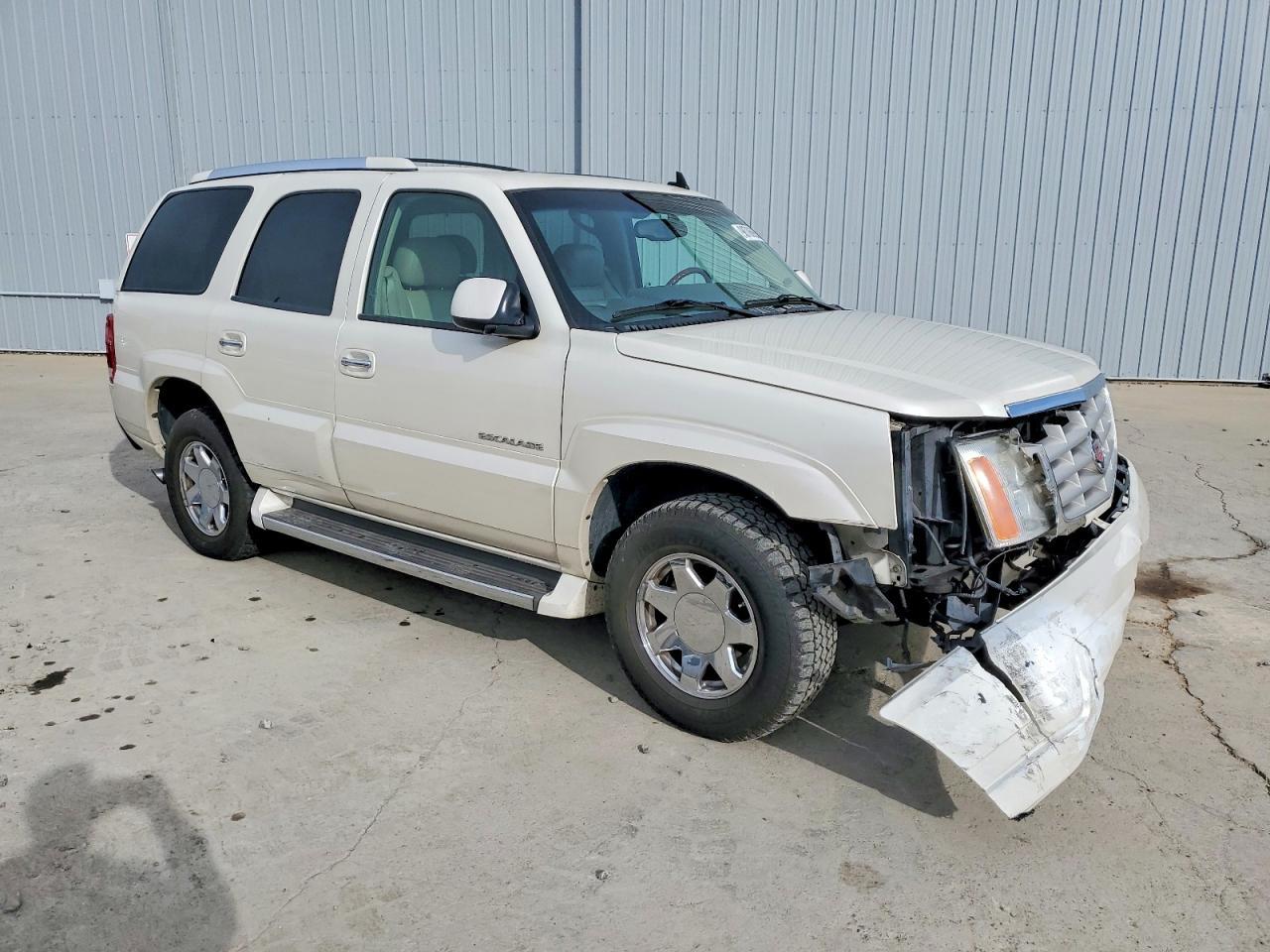 2006 Cadillac Escalade Luxury - Image 4