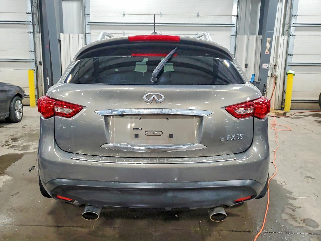 2010 Infiniti Fx35 - Image 6