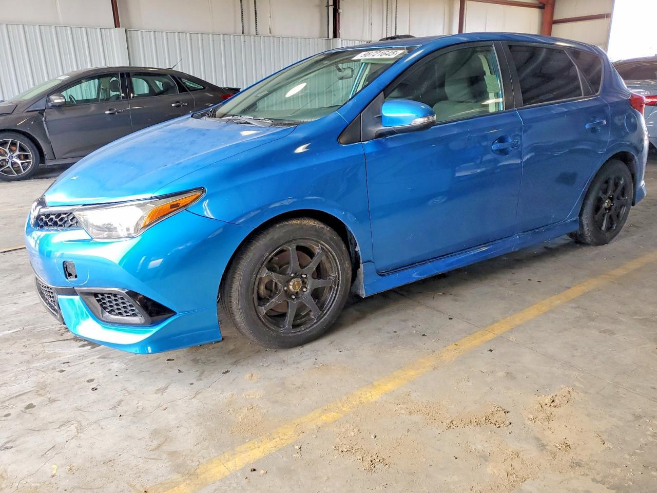 2016 Toyota Scion Im