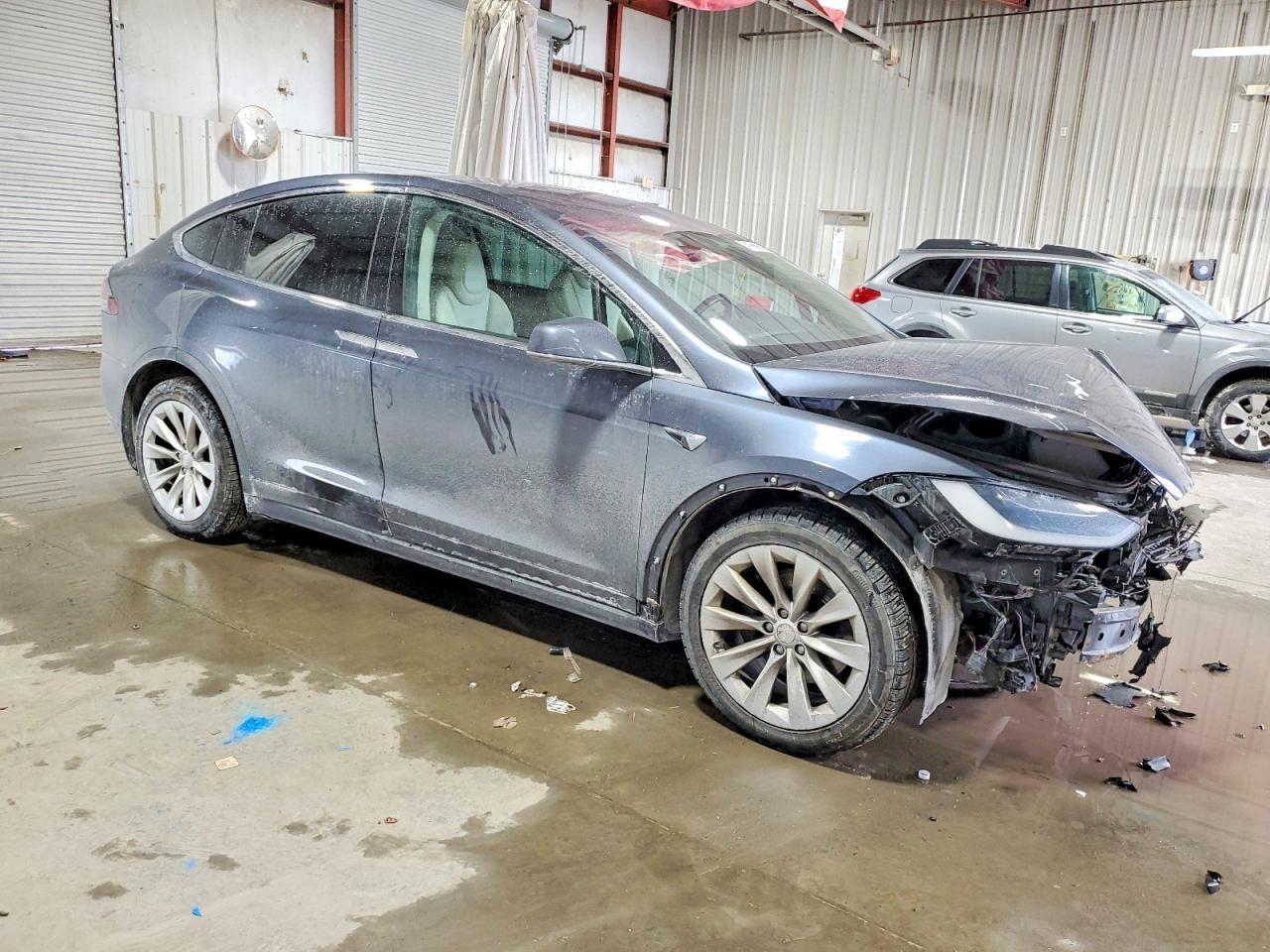 2018 Tesla Model X - Фото 4