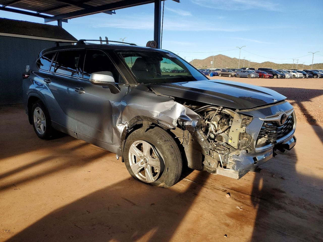 2020 Toyota Highlander L - Фото 4
