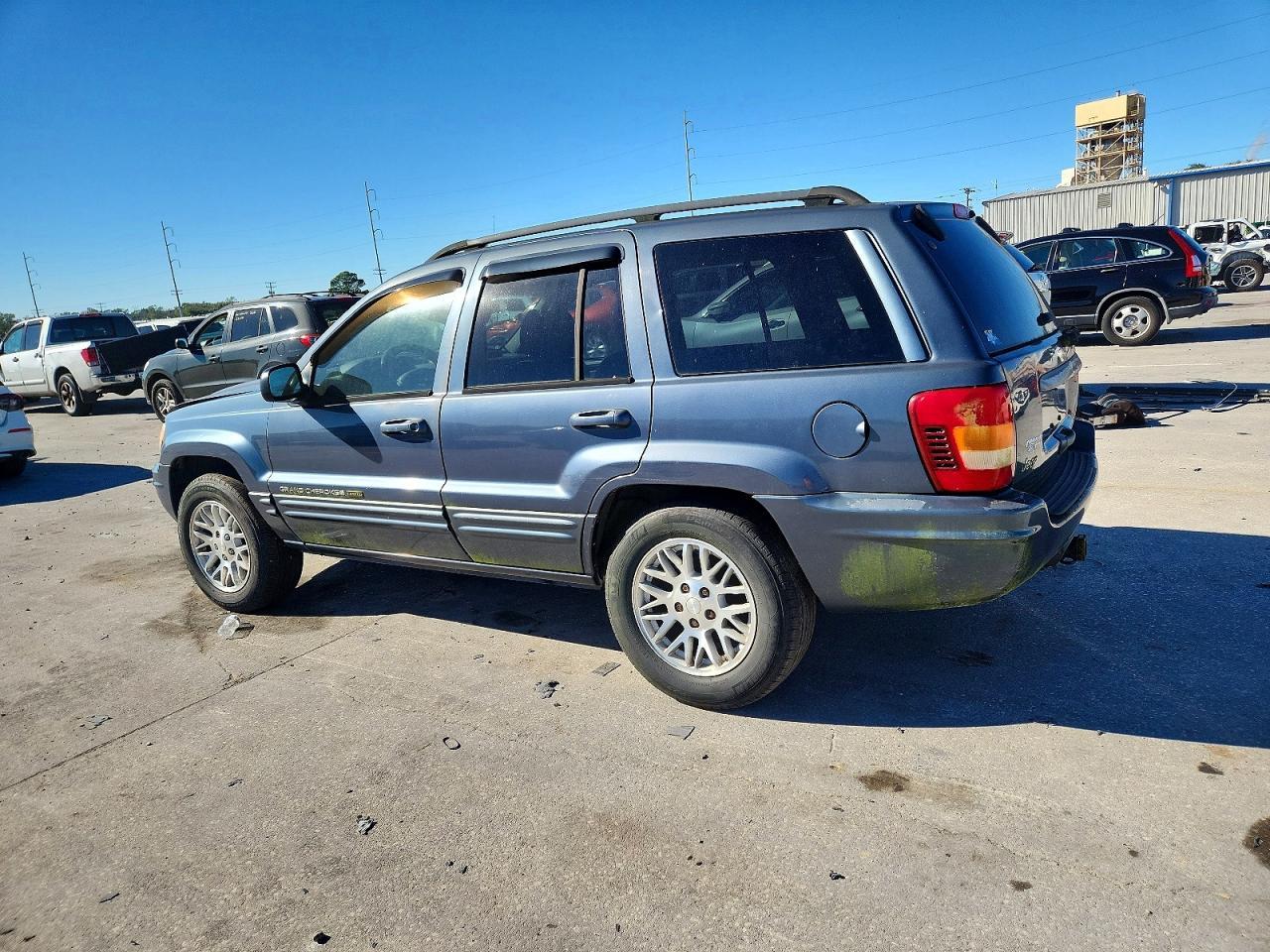 2004 Jeep Grand Cherokee Limited - Image 2