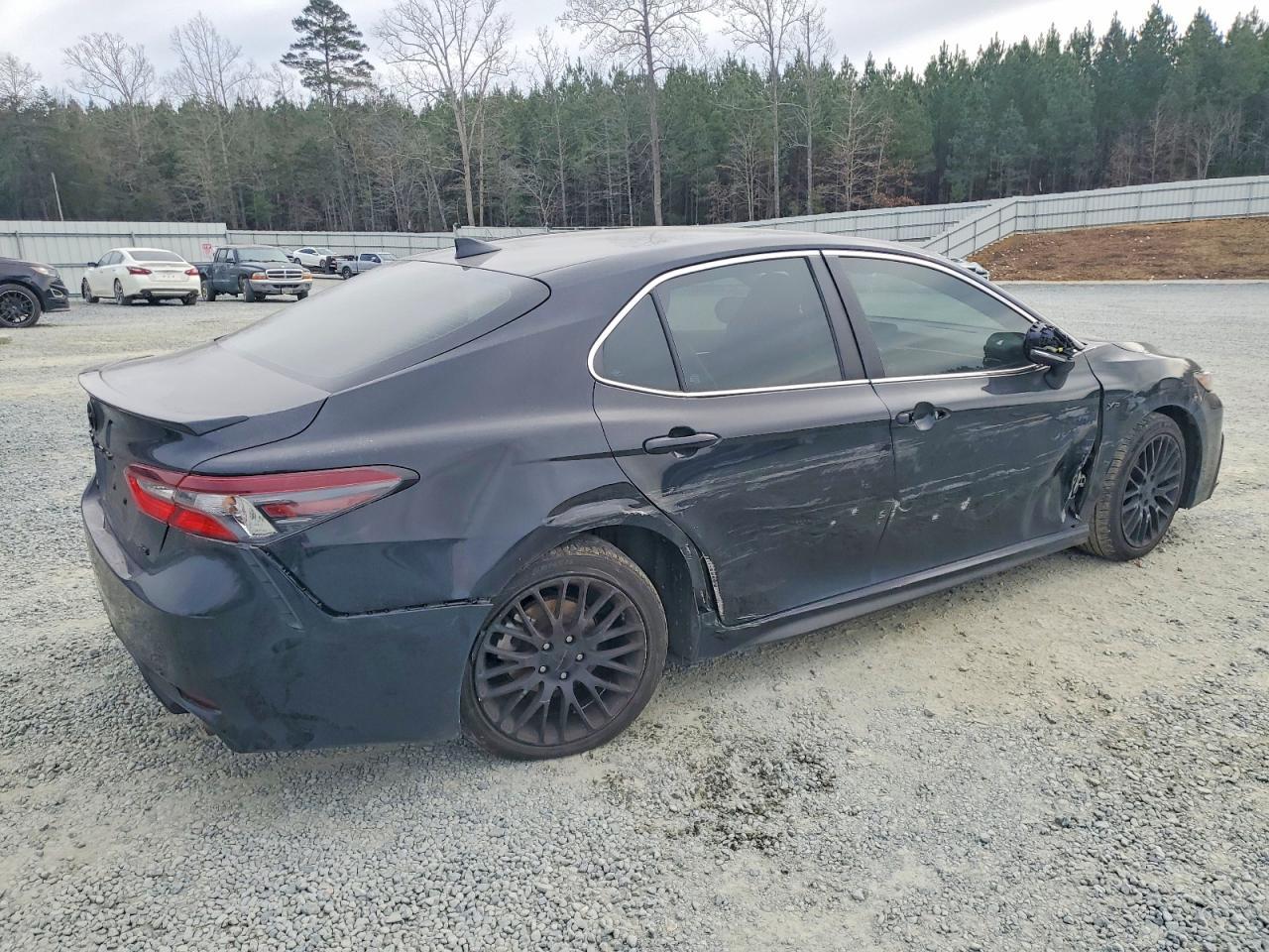 2023 Toyota Camry Se Night Shade - Image 3