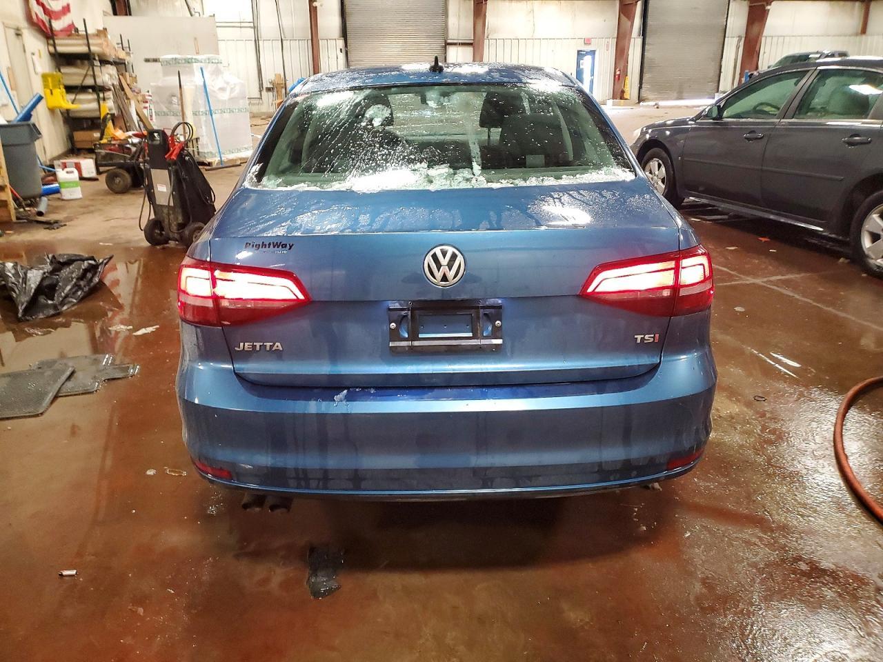 2016 Volkswagen Jetta S - Image 6