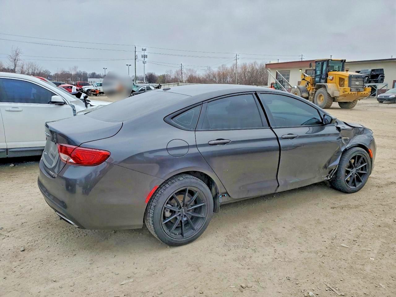 2015 Chrysler 200 S - Фото 3