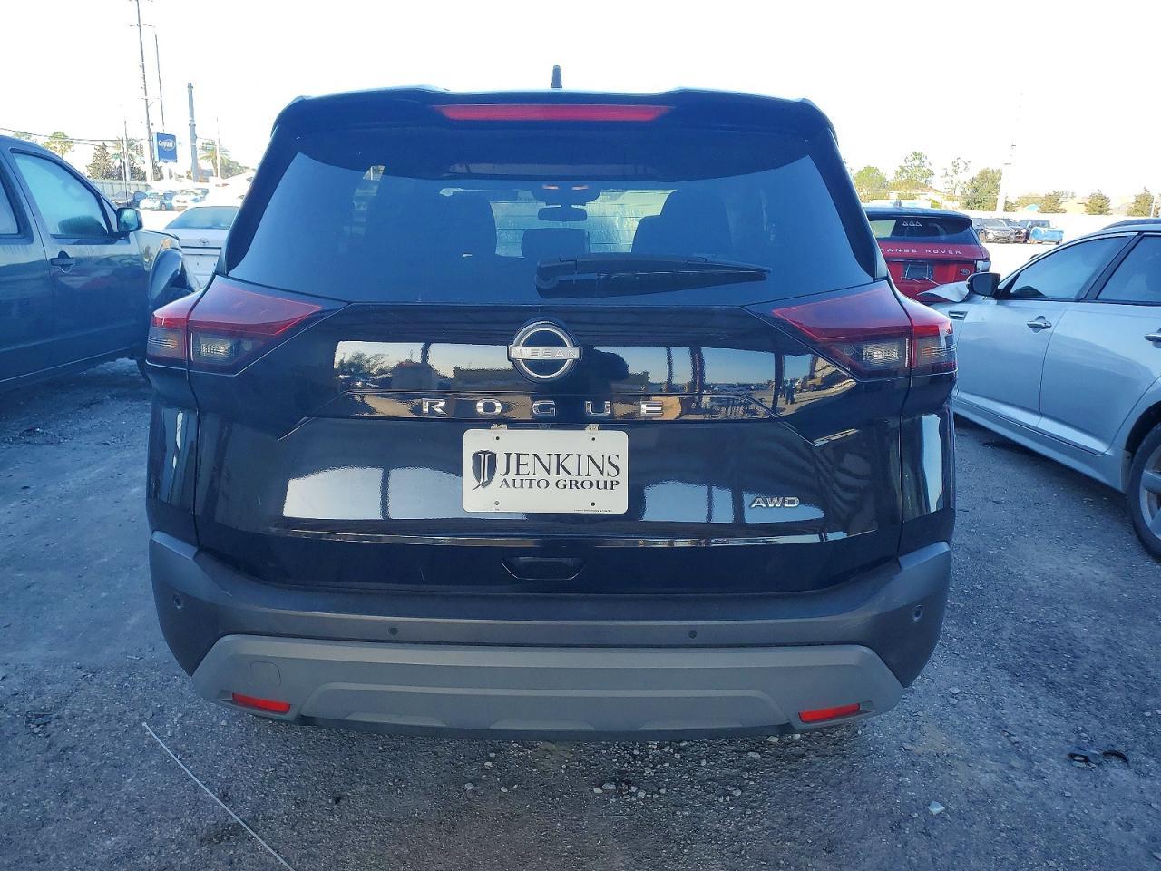 2023 Nissan Rogue S - Image 6