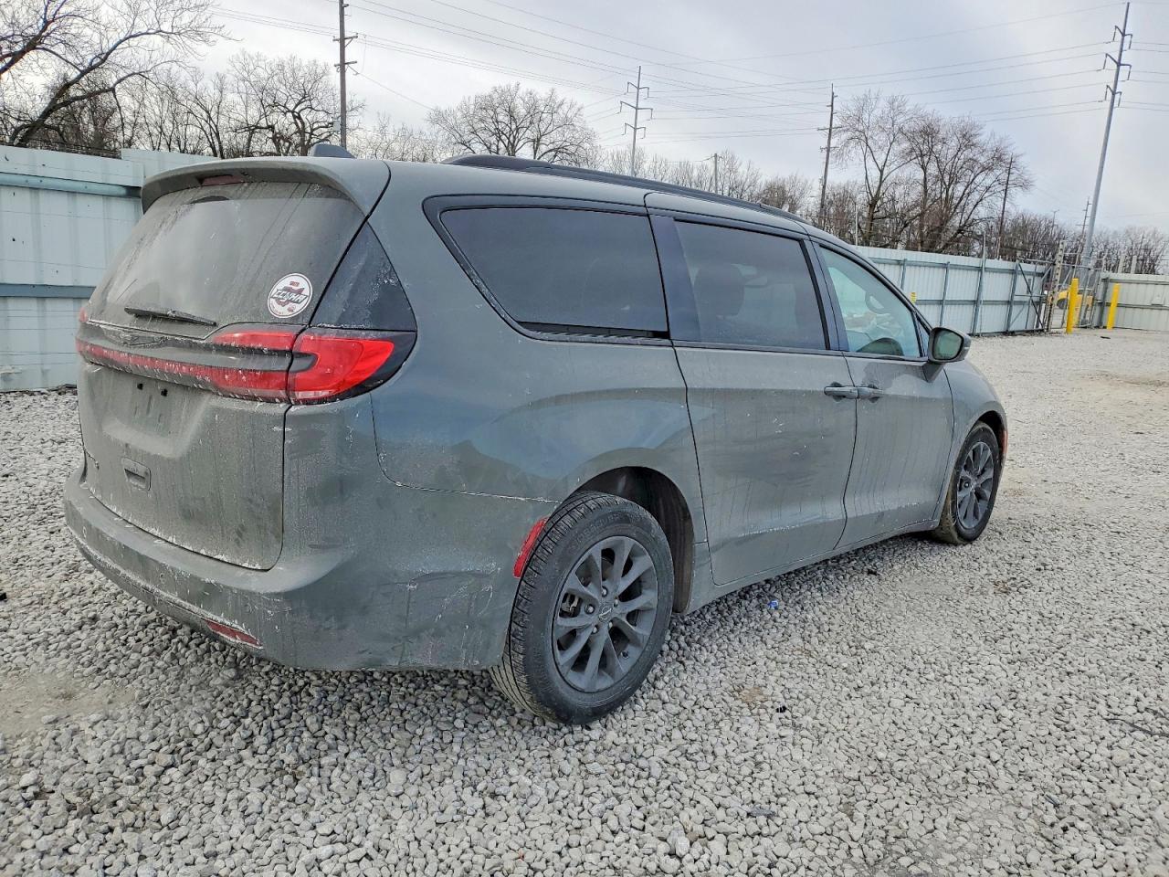 2021 Chrysler Pacifica Touring L - Фото 3