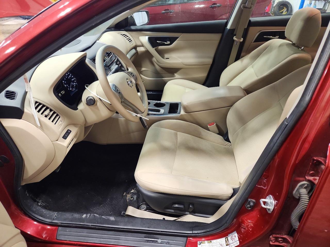 2015 Nissan Altima 2.5 S - Image 7