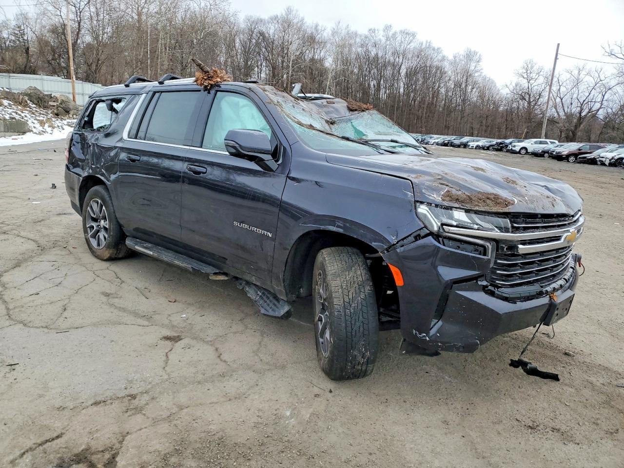 2023 Chevrolet Suburban K1500 Lt - Image 4