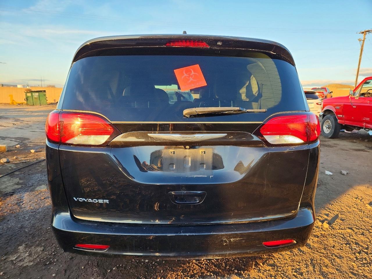 2021 Chrysler Voyager Lxi - Фото 6