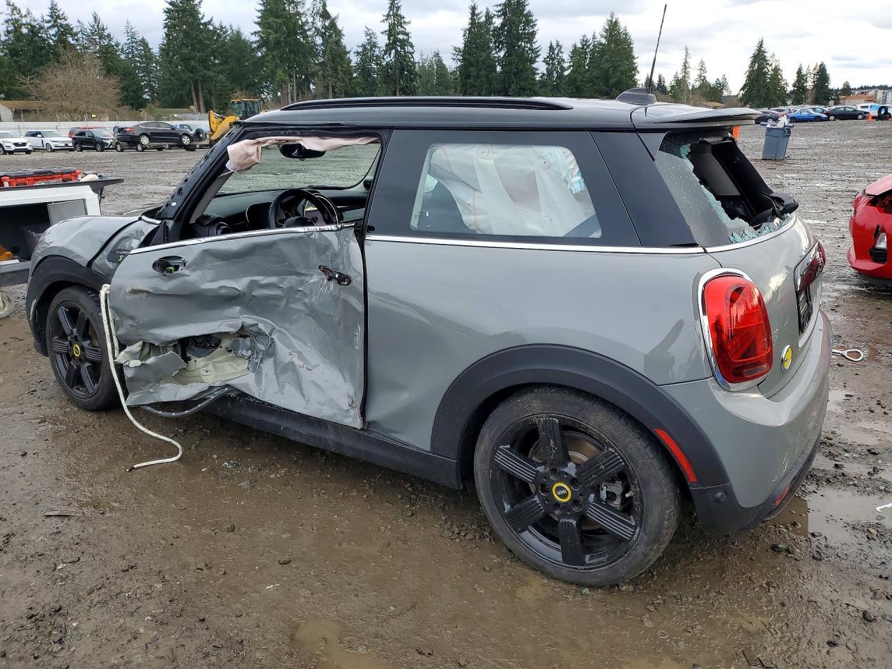 2022 Mini Cooper Se - Фото 2
