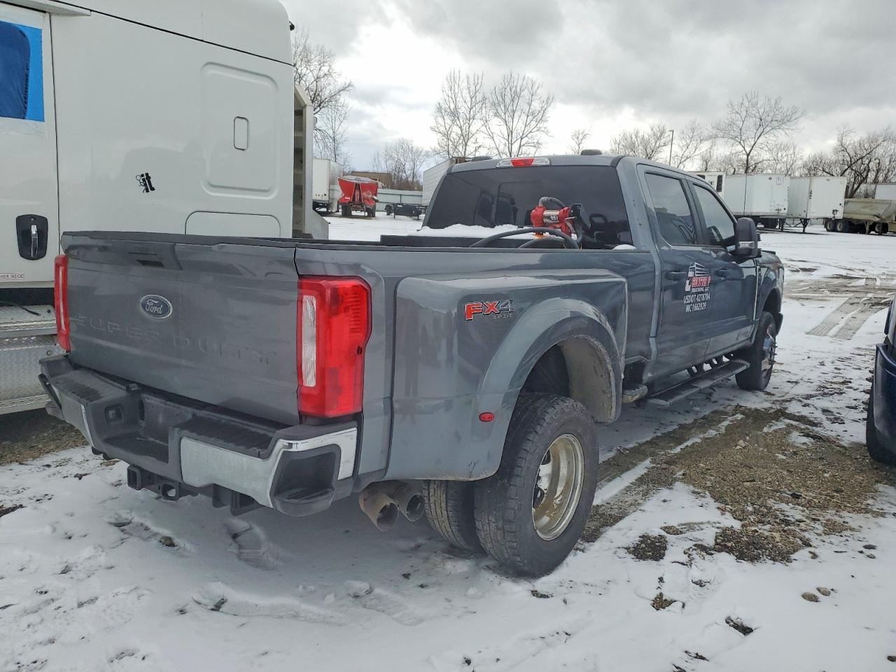 2024 Ford F350 Super - Semi Truck - Фото 3