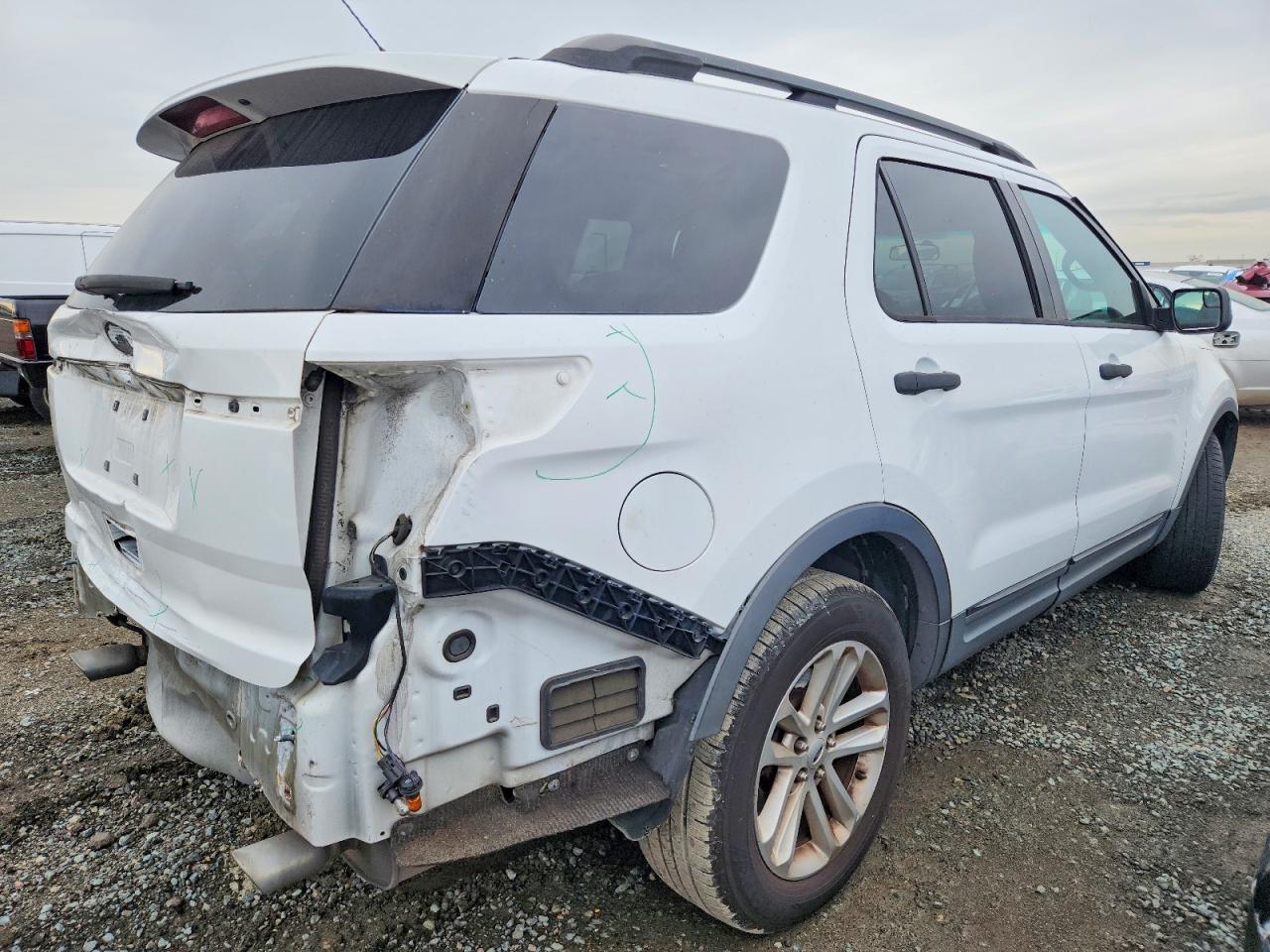 2015 Ford Explorer - Image 3