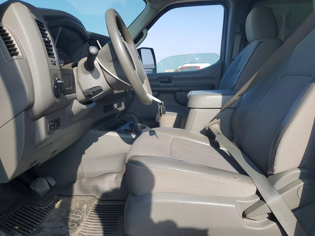 2013 Nissan Nv 1500 - Фото 7