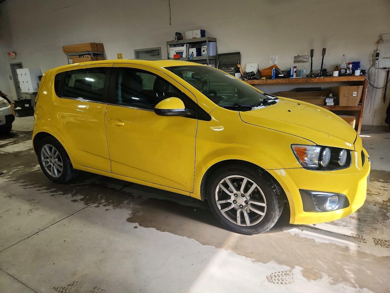 2016 Chevrolet Sonic Lt - Image 4