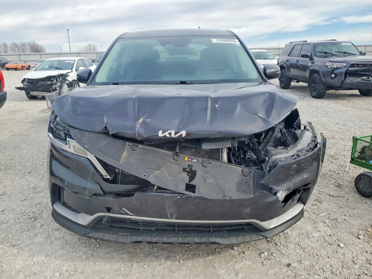 2022 Kia Carnival Lx - Фото 5