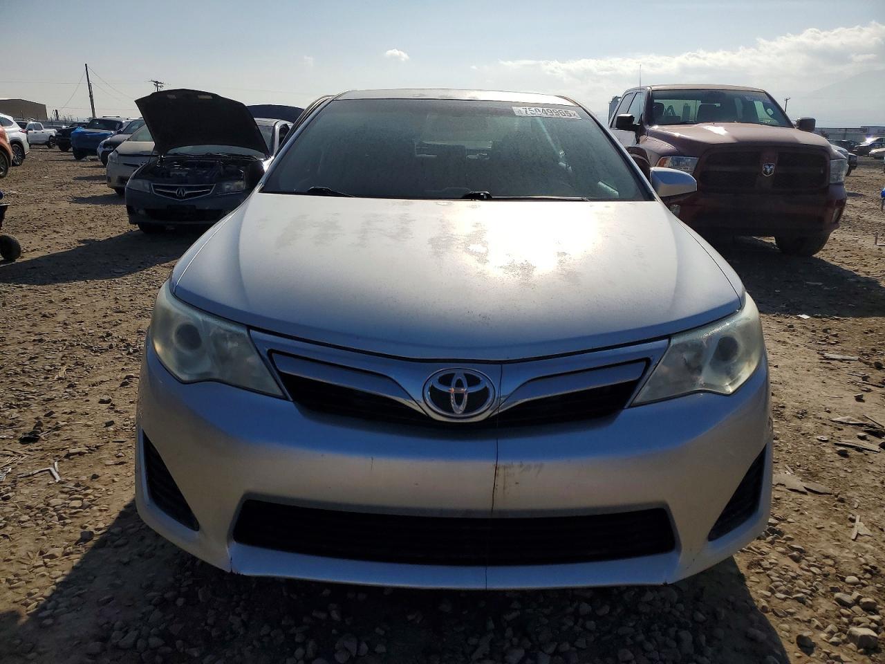 2012 Toyota Camry Base - Фото 5