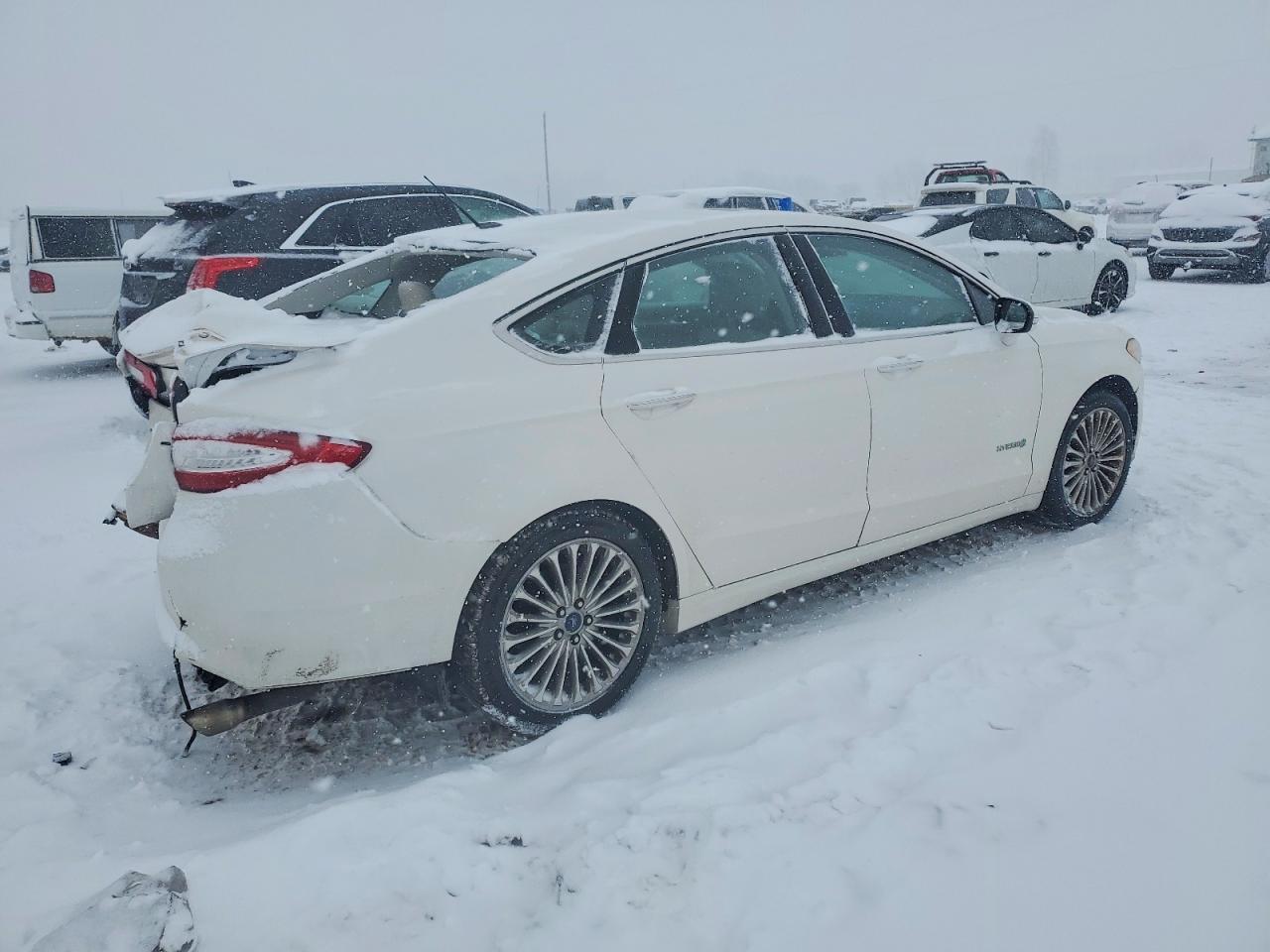 2014 Ford Fusion Titanium Hev - Image 3