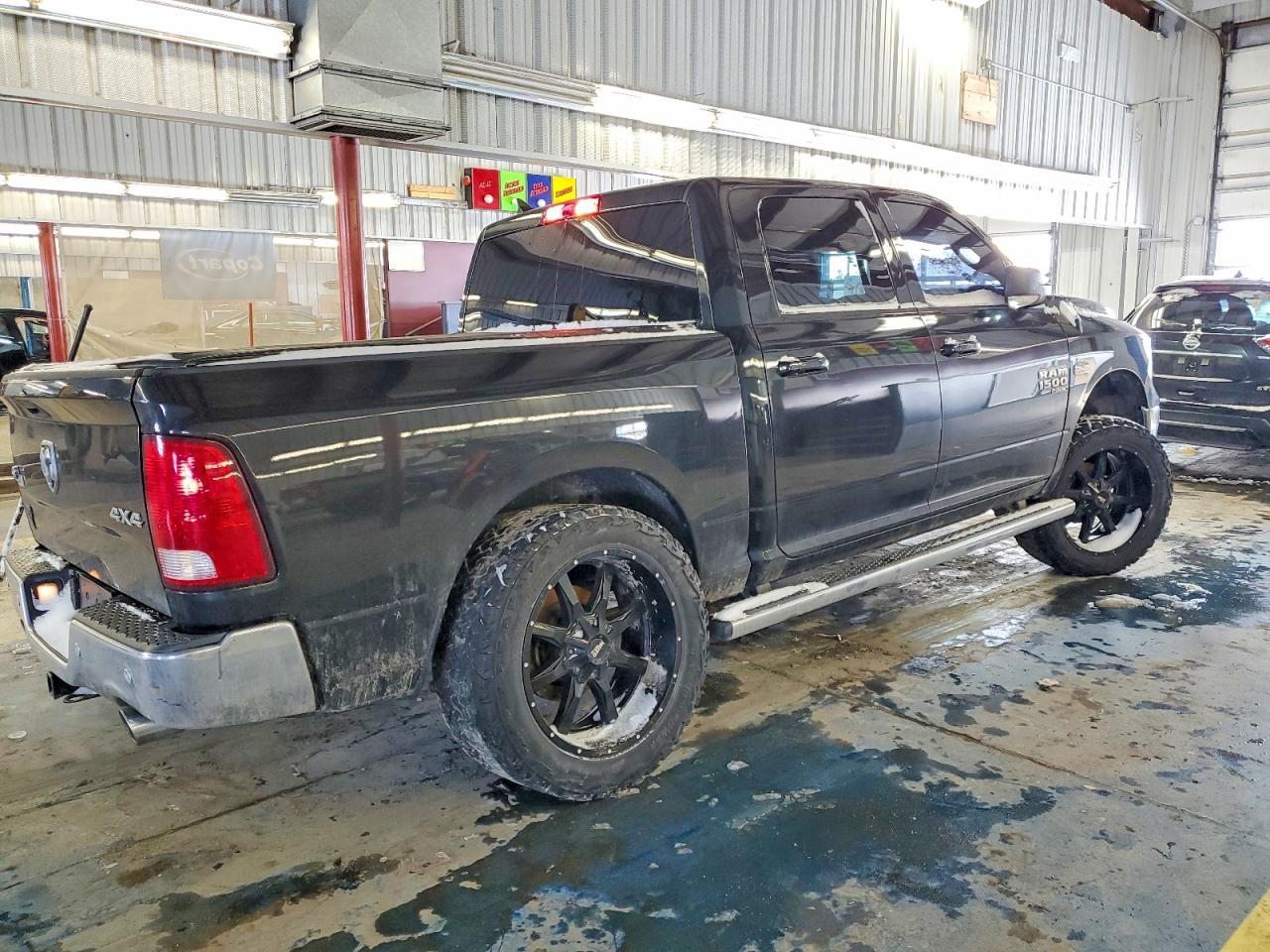 2019 Ram 1500 Classic Slt - Фото 3