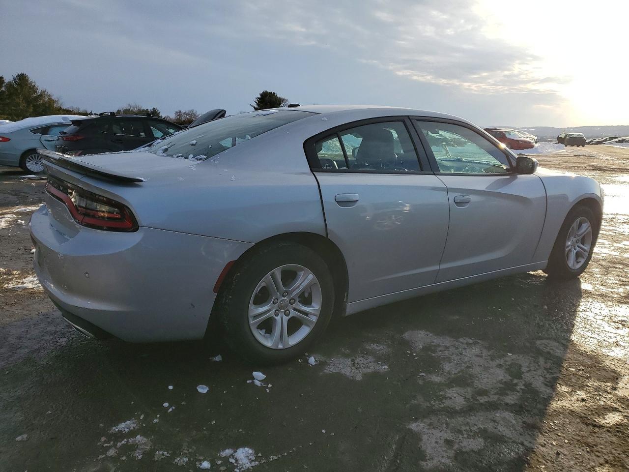2019 Dodge Charger Sxt - Фото 3